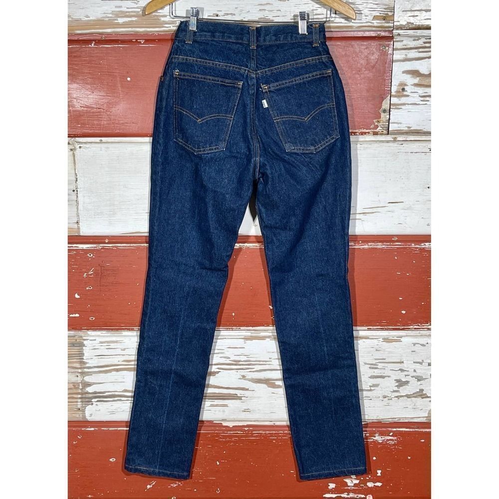 25w 70s USA Vintage Levi’s‎ Women's White Tab jeans